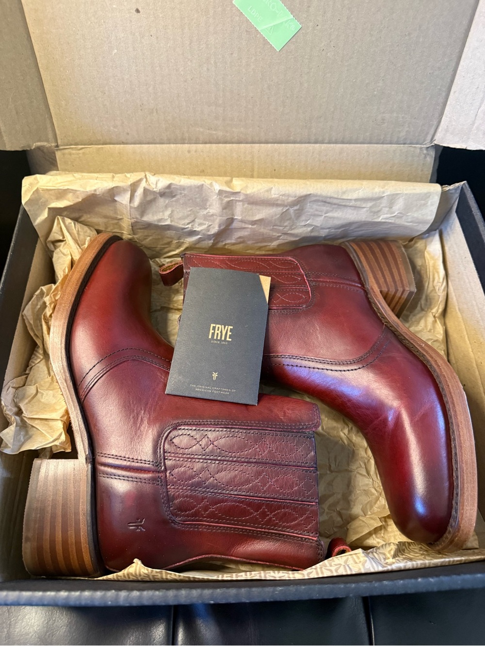 NIB Frye Campus Chelsea Western Boot - Merlot Red Leather Sz 9.5